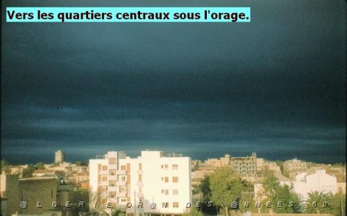QUARTIER CENTRE VILLE SOUS L ORAGE.jpg